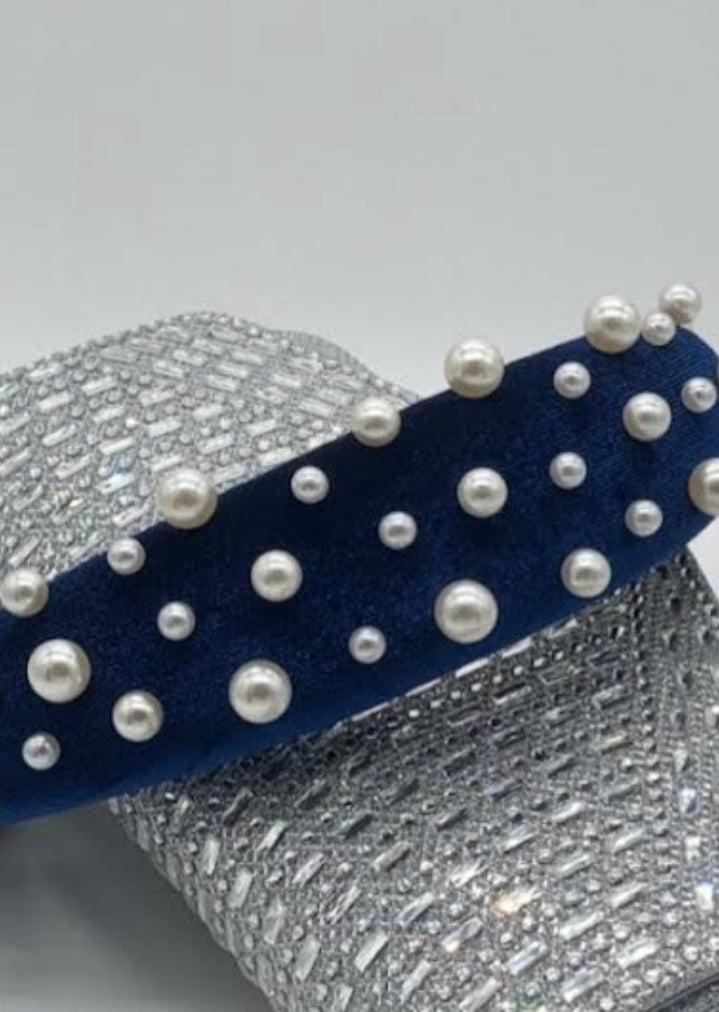 Velvet pearl Studded headband